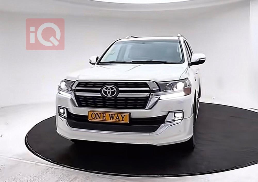 تويوتا لاندكروزر